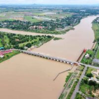 Stromabwärts Warnung - Chao Phraya Damm soll Wasser ablassen