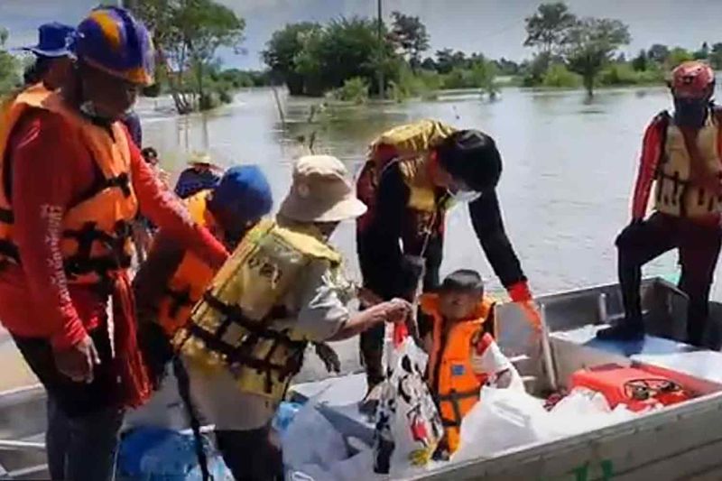 7 Tote nachdem die Überschwemmungen in 16 Provinzen weiter andauern