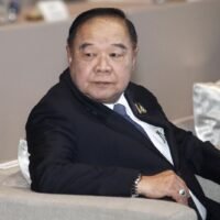 General Prawit wischt die Berichte ab, dass er als Führer der PPRP zurücktreten wird