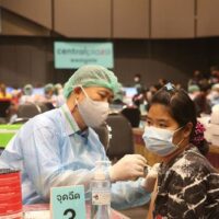Thailand stellt die Verwendung von Sinovac Impfstoffen ein, wenn die Lagerbestände diesen Monat enden