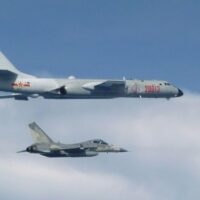 Rekord von 38 chinesischen Jets dringen in den Luftraum von Taiwan ein