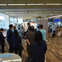 Vertreter des Ausschusses für auswärtige Angelegenheiten des Repräsentantenhauses prüfen Ende letzten Monats einen Prozess zur Überprüfung von Besuchern am Flughafen Phuket