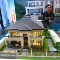 Ein Wohneinheitsmodell, das 2019 auf einer Haus- und Eigentumswohnungsmesse in Bangkok ausgestellt wurde