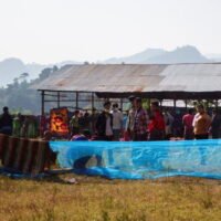 Flüchtlinge, die vor einem Aufflammen der Kämpfe zwischen der myanmarischen Armee und den Rebellen ethnischer Minderheiten geflohen sind