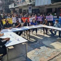 Vertreter von Tourismusorganisationen in Pattaya geben eine Erklärung ab, in der sie den Provinzgouverneur auffordern, das Alkoholverbot aufzuheben