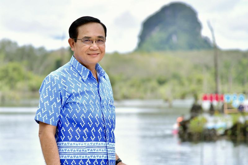 Akademiker glauben, dass Premierminister Prayut Chan o-cha immer noch ein Ass im Ärmel hat