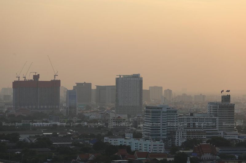 Bangkok ist während der kalten Jahreszeit in Dunst mit rekordhohen PM2,5-Werten gehüllt. Dieses Bild wurde am 6. Dezember letzten Jahres aufgenommen.