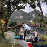 Camping im Khao Sok Nationalpark in Surat Thani ist während der Neujahrszeit bei vielen Urlaubern beliebt.
