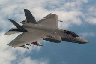Luftwaffe sieht dem F-35 Jet Deal in Höhe von 13,8 Milliarden Baht entgegen.