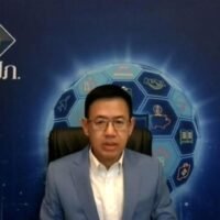 Suthiphon Thaveechaiyagarn, Generalsekretär des Büros der Versicherungskommission, moderierte am Mittwoch das virtuelle Forum des OIC.