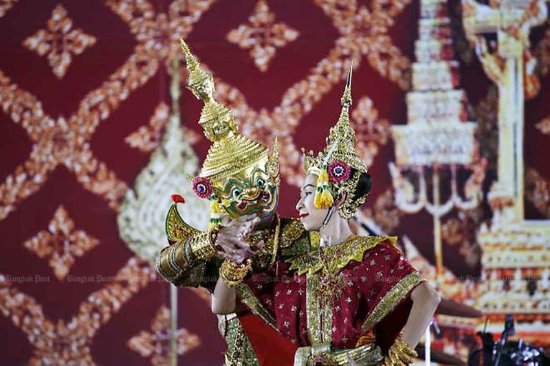 Eine Aufführung von „Khon“, einem traditionellen Maskentanz, der auf dem hinduistischen Epos „Ramakien“ basiert, wird den Besuchern am Sonntag bei der Veranstaltung „Thiew Muang Thai“ gezeigt