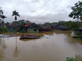 Behörden wurden aufgefordert, den von Überschwemmungen betroffenen Provinzen zu helfen