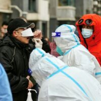 China sperrt 9-Millionen Stadt, während sich das Virus im ganzen Land ausbreitet