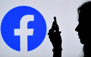 Facebook hat seine Regeln gegen gewalttätige Äußerungen angesichts der russischen Invasion in der Ukraine gelockert.