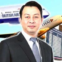 Der Präsident der thailändischen Flughäfen (AOT), Nitinai Sirismatthakarn (Mitte), traf sich mit der thailändischen Tourismusbehörde (TAT), um den Mangel an Flugverbindungen nach Thailand zu besprechen