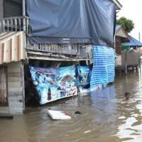 Eine Gemeinde in der Nähe des Flusses Chao Phraya in der Provinz Nonthaburi wurde im September letzten Jahres überflutet.