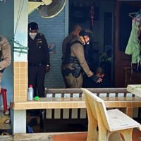 Familienstreit in Pattaya endet mit einer Messerstecherei nach den eingeladenen Drinks