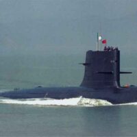 Prayuth wird für 21 Mrd. Baht „törichte Verschwendung“ auf einem chinesischen U-Boot ohne Motor verantwortlich gemacht