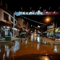 Zwei Bezirke in der Provinz Phetchabun sind mit den schlimmsten Überschwemmungen seit 60 Jahren konfrontiert_02