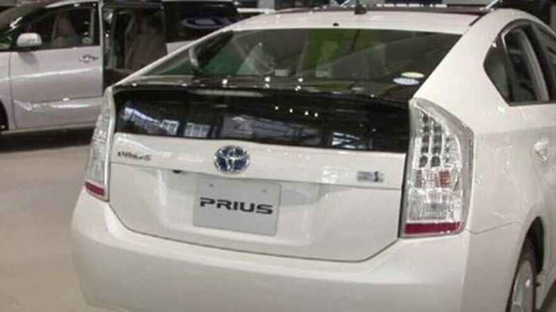 Toyota Motors (Thailand) zur Zahlung ausstehender Einfuhrsteuern und -gebühren in Höhe von 10 Mrd. Baht verurteilt Toyota Motors (Thailand) zur Zahlung ausstehender Einfuhrsteuern und -gebühren in Höhe von 10 Mrd. Baht verurteilt