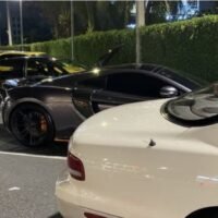 Straßenrennfahrer können verhaftet werden, wenn sie sich in Gruppen von 5 oder mehr Personen versammeln