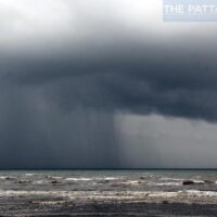 Der Tropensturm wird zum Taifun, als er sich Vietnam nähert