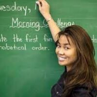 Thailändische Studenten strömen nach der Wiedereröffnung zurück nach China