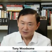 Thaksin macht General Prawit für das Massaker von Tak Bai verantwortlich
