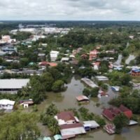 Ungefähr 16 Provinzen in ganz Thailand leiden seit letztem Wochenende unter schweren Überschwemmungen