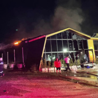 Thailands Nachtleben wurde dieses Jahr von einer Tragödie historischen Ausmaßes heimgesucht, als ein Inferno durch den Nachtclub Mountain B in der Provinz Chon Buri fegte, 26 Menschen tötete und mindestens 40 weitere schwer verletzte