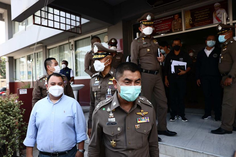 Jüngste Razzien und Ermittlungen in Thailand haben mögliche Verbindungen zwischen chinesischen Gangstern und thailändischen örtlichen Beamten aufgezeigt. In den sozialen Medien, wo die lokale Wut über das Ausmaß der Kriminalität durch ausländische Kriminelle zunimmt, haben Thailänder ihre Besorgnis über illegales chinesisches Geld geäußert
