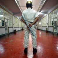 Das thailändische Justizministerium bereitet verschiedene Regierungsbehörden auf ein neues Gesetz vor, das am 23. Januar 2023 in Kraft treten und verhindern soll, dass wegen Sexual- und Gewaltverbrechen verurteilte Personen erneut straffällig werden
