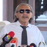 Der Chef der Royal Thai Police (RTP) verspricht entschlossenes Handeln, da Chuwit seine Rolle als Whistleblower Chief genießt. Naew Na berichtete über die Entwicklungen, nachdem Chuwit Kamolwisit, ehemaliger Politiker, Fernsehmoderator und Soapy-Massage-Boss, auf Facebook noch mehr Enthüllungen über zwielichtige „Grey Chinese“-Casinos gemacht hatte