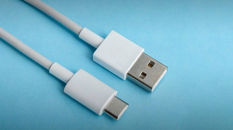 Die Bank of Thailand (BoT) und die Thai Bankers Association (TBA) haben einen weit verbreiteten Vorschlag in den sozialen Medien zurückgewiesen und behauptet, dass ein Ladekabel dazu verwendet werden kann, um auf Smartphones gespeicherte Daten zu stehlen. Die Bank of Thailand (BoT) und die Thai Bankers Association (TBA) haben einen weit verbreiteten Vorschlag in den sozialen Medien zurückgewiesen und behauptet, dass ein Ladekabel dazu verwendet werden kann, um auf Smartphones gespeicherte Daten zu stehlen.