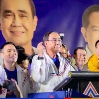 Premierminister General Prayuth Chan o-cha, der zum ersten Mal als Mitglied der United Thai Nation Partei (UTN) sprach, sagte, Thailand werde sich in den nächsten zwei Jahren unter seiner Schirmherrschaft weiter verbessern. In seiner Wahlkampfrede am Samstag (28. Januar) in Chumphon sagte Prayuth auch, er werde sein Versprechen nicht vergessen, sein Bestes für das Land zu geben.