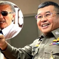 Die jüngsten Enthüllungen von Chuwit Kamolvisit konzentrieren sich auf Polizisten innerhalb der Truppe, die Bestechungsgelder von der illegalen Glücksspielindustrie annehmen und als Meister der Wirtschaft und der Hochfinanz Schwarzarbeit leisten, einschließlich des Lebens im Ausland, während sie längere Zeit von der Arbeit abwesend sind.