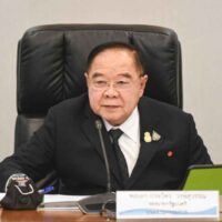 "Ich bin fähig und kann es besser machen als andere, wenn es um gute Absichten für dieses Land geht", sagte General Prawit Wongsuwon, stellvertretender Ministerpräsident und Vorsitzender der Palang Pracharath Partei.