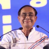 Laut Politikexperten haben sich die Chancen von Premierminister Prayuth Chan o-cha, nach den voraussichtlichen Parlamentswahlen an die Macht zu wiederholen, verbessert, da seine politischen Gegner vor erheblichen Herausforderungen stehen