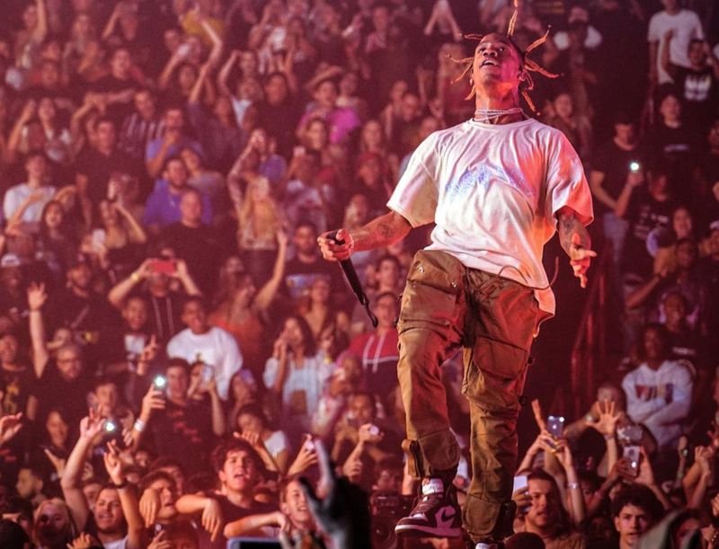 Das Rolling Loud Rap- und Hip-Hop Festival wird für seine allererste Veranstaltung in Asien, Rolling Loud Thailand, die von Donnerstag bis Samstag um 16.00 Uhr im Legend Siam in Pattaya, Chon Buri, stattfinden wird, ein hochkarätig besetztes Line-Up mitbringen