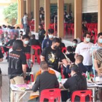 Die Armee hat sich dafür entschuldigt, dass sie einem bettlägerigen Mann befohlen hat, sich am Samstag bei einem Wehrdienst in Lamphun zu melden, um zu beweisen, dass er nicht fit genug ist, um eingezogen zu werden.