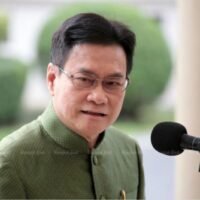 Die Zahl der neu registrierten thailändischen Unternehmen stieg im März gegenüber dem Vorjahr um 28 %, wobei das kombinierte registrierte Kapital laut einem Bericht des Handelsministeriums um 1,055 % in die Höhe schnellte. Handelsminister Jurin Laksanawisit sagte am Mittwoch, dass die Zahl der neu registrierten Unternehmen im März 9.179 betrug, mit einem kombinierten registrierten Kapital von 300 Milliarden Baht.