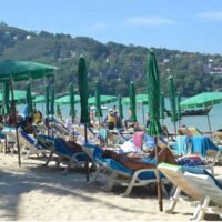 Es wird erwartet, dass die Besucher von Phuket während des Songkran Festivals die von 2019 übertreffen werden, mit 30 % höheren Zahlen als vor der Pandemie, während die Behörden glauben, dass der lokale Tourismus Einnahmen in Höhe von 4,5 Milliarden Baht generieren wird.