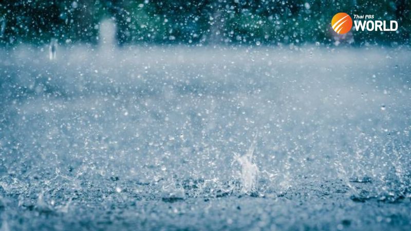 Den Menschen in 14 nördlichen, nordöstlichen und östlichen Provinzen Thailands wurde geraten, sich heute (Sonntag) auf Sommerstürme und starke Winde einzustellen, nachdem gestern starker Regen den Bezirk Si Racha in Chon Buri getroffen und Sturzfluten im Unterdistrikt Bo Win verursacht hatte . Den Menschen in 14 nördlichen, nordöstlichen und östlichen Provinzen Thailands wurde geraten, sich heute (Sonntag) auf Sommerstürme und starke Winde einzustellen, nachdem gestern starker Regen den Bezirk Si Racha in Chon Buri getroffen und Sturzfluten im Unterdistrikt Bo Win verursacht hatte .