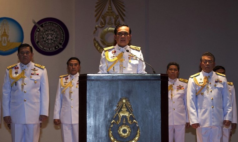 Thailands politische Landschaft befindet sich derzeit in einem Zustand des Wandels, wobei potenzielle Allianzen, Wahlprognosen und wechselnde Loyalitäten den Diskurs dominieren. Da die Wahl jedoch nur noch eine Woche entfernt ist, macht ein hartnäckiges Gerücht die Runde in den politischen Kreisen.