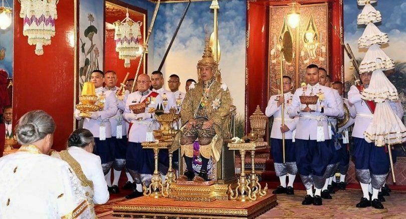 Thailand bereitet sich auf drei bevorstehende Feiertage vor, an denen Regierungsbüros, einschließlich der Einwanderungsbehörden, vorübergehend geschlossen werden. Thailand bereitet sich auf drei bevorstehende Feiertage vor, an denen Regierungsbüros, einschließlich der Einwanderungsbehörden, vorübergehend geschlossen werden.