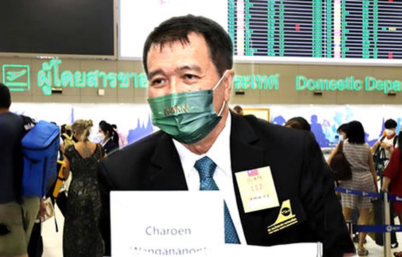 Am Wochenende hat sich die Thai Travel Agents Association (TTAA) entschieden gegen die vorgeschlagene neue Ausreisesteuer ausgesprochen, die vom Finanzministerium vorangetrieben wird, wobei eine öffentliche Anhörung bereits für nächste Woche angesetzt ist. Am Wochenende hat sich die Thai Travel Agents Association (TTAA) entschieden gegen die vorgeschlagene neue Ausreisesteuer ausgesprochen, die vom Finanzministerium vorangetrieben wird, wobei eine öffentliche Anhörung bereits für nächste Woche angesetzt ist.
