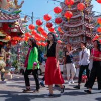 Die Angst, von touristischen Betrügereien betrogen zu werden, bereitet potenziellen chinesischen Touristen größere Sorgen als Thailands politische Unklarheit, rät der Verband thailändischer Reisebüros (Atta). Angesichts einer schleppenden wirtschaftlichen Erholung auf dem Festland könnte der chinesische Tourismusmarkt leicht beeinträchtigt werden.