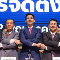 Bedenken hinsichtlich eines möglichen Einflusses der USA auf die Politik in Thailand kamen auf, nachdem die Move Forward Partei ihre Außenpolitik bekannt gab, die auf „Wiederbelebung, Neuausrichtung, Neukalibrierung“ abzielt, in der Hoffnung, auf der internationalen Bühne mehr Einfluss zu haben.