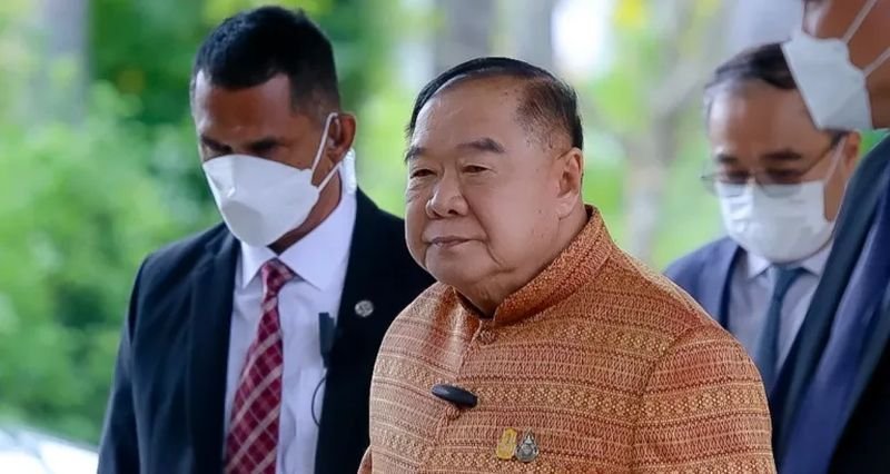 Palang Pracharath Führer Prawit Wongsuwan bestritt gestern (13. Juni) kategorisch, dass er möglicherweise mit einer angeblichen Verschwörung gegen den Move Forward Führer und designierten Premierminister Pita Limjaroenrat in Verbindung gebracht worden sein könnte.