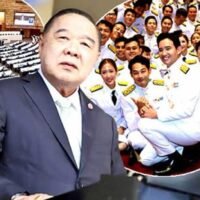 Gestern, am Freitag mehrten sich die Spekulationen darüber, dass der Vorsitzende der Palang Pracharat Partei, der stellvertretende Premierminister Prawit Wongsuwan (Mitte), am kommenden Mittwoch nominiert werden könnte, da die Spannungen in einem stärker polarisierten Parlament zunehmen.